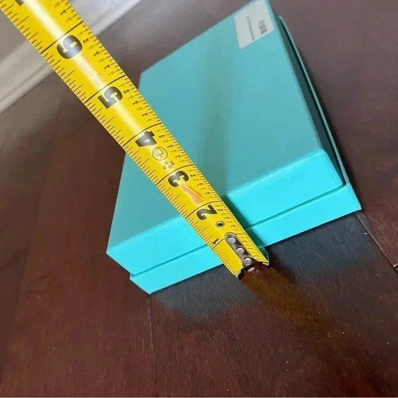 Tiffany & Co. Empty Box and Dust Cover - Picture 10 of 10